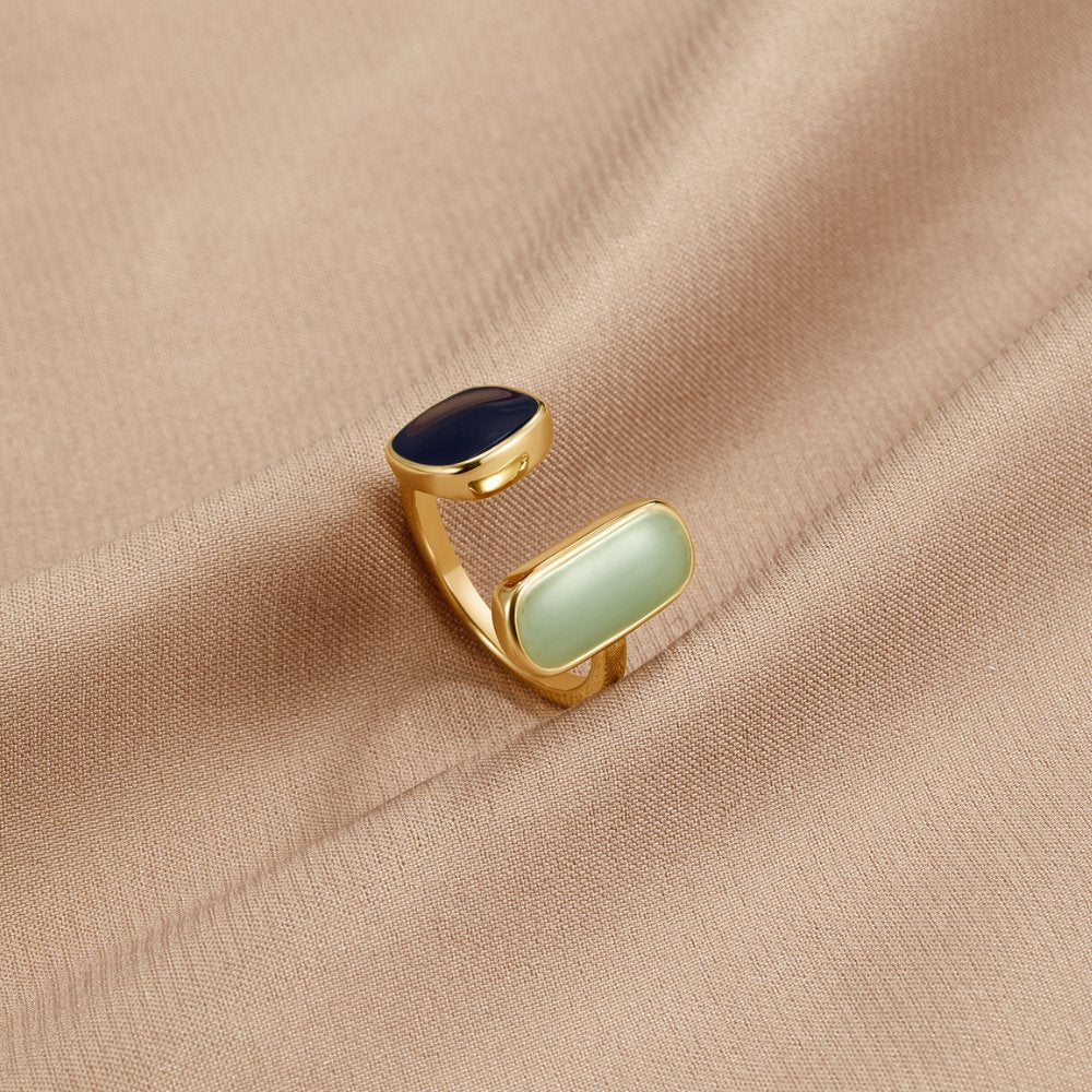 Pur - Unique Twisted Ring