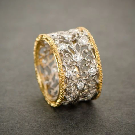 Mika - Vintage Ivy Zirconia Ring