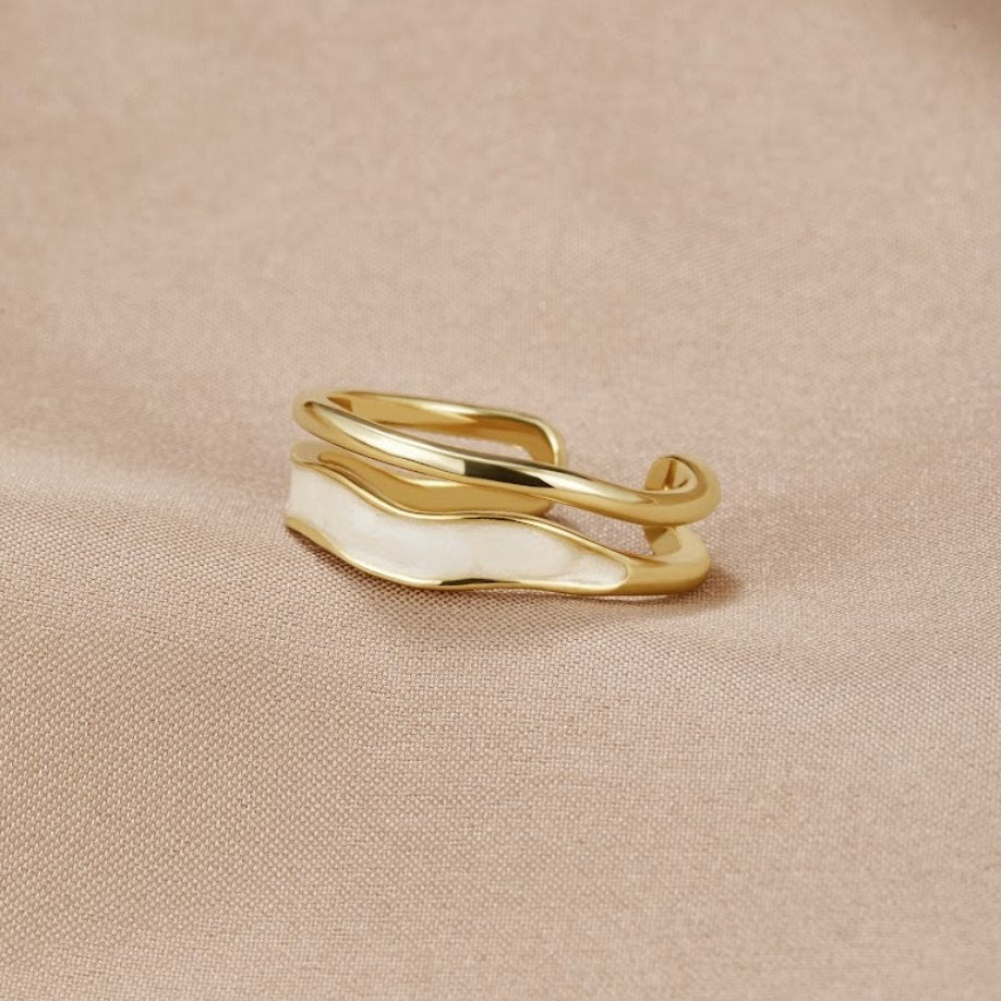 Gold-Plated Sahara Ring with Layer