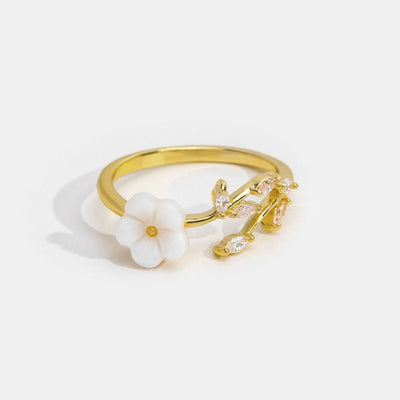 Rise - Ring with White Flowers